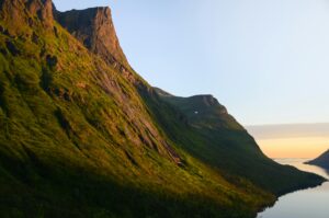 Beeld van een Noors landschap uitgezonden tijdens Slow TV